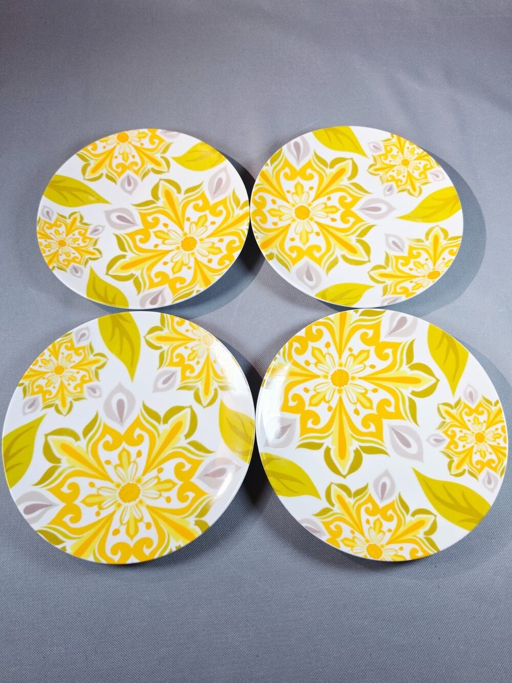 Crate & Barrel Kate Spain Loire Yellow Floral 8" Salad Dessert Plates Set 4